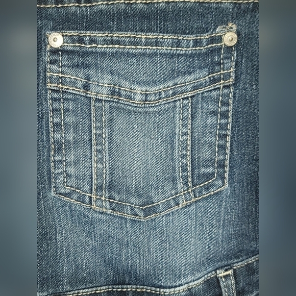 Girls Jordache Overall Shorts - Picture 6 of 9